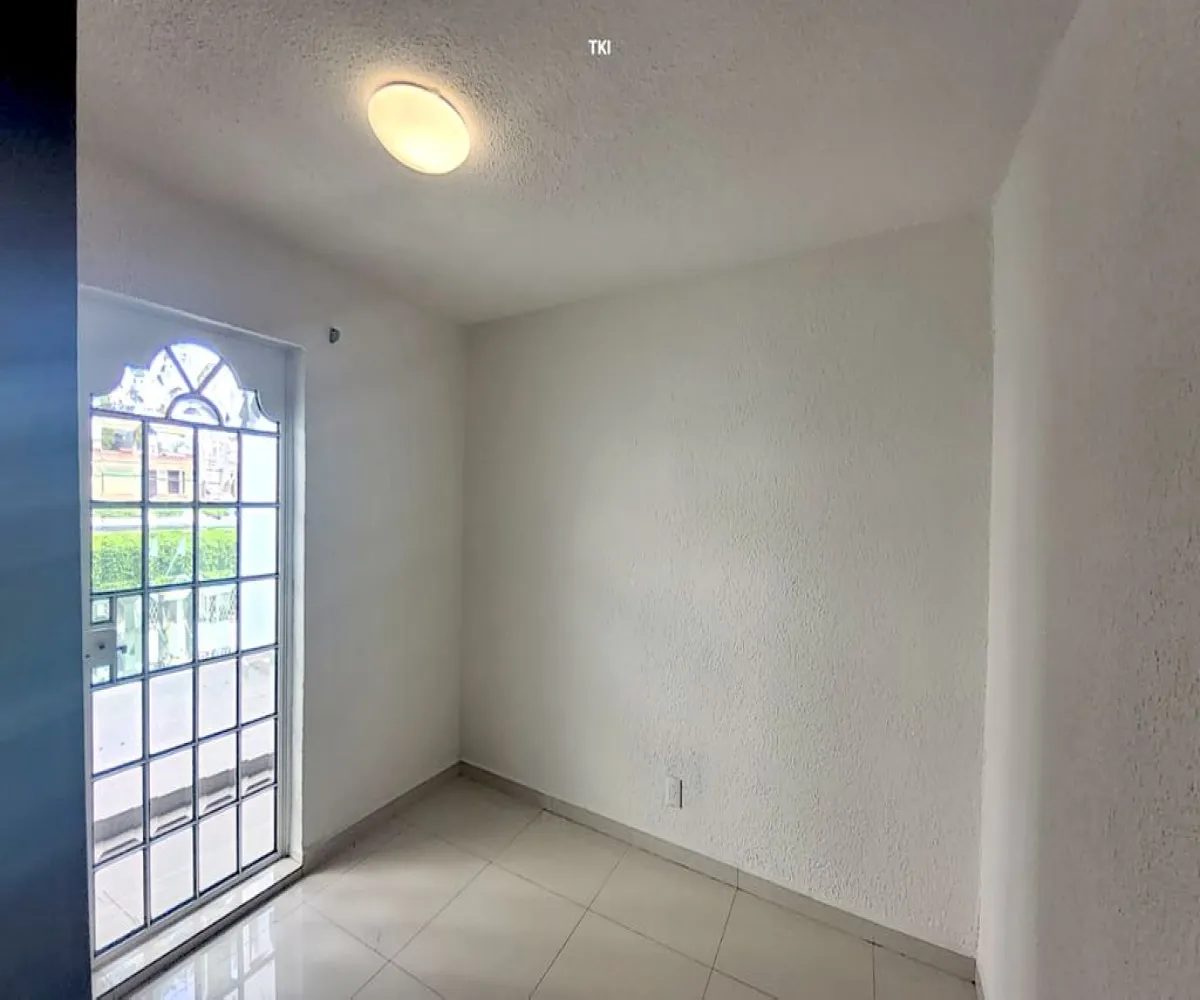 Casa En Venta,Santa Elena Alcalde,Calle Jerez 2477, Guadalajara, Jalisco 44220, 5 Habitaciones,3 Baños,Calle Jerez,2,pPn8EWT