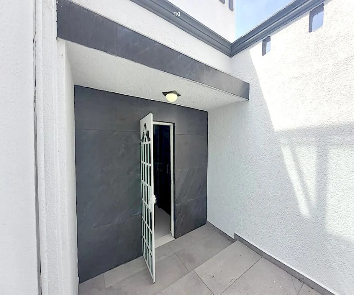 Casa En Venta,Santa Elena Alcalde,Calle Jerez 2477, Guadalajara, Jalisco 44220, 5 Habitaciones,3 Baños,Calle Jerez,2,pPn8EWT