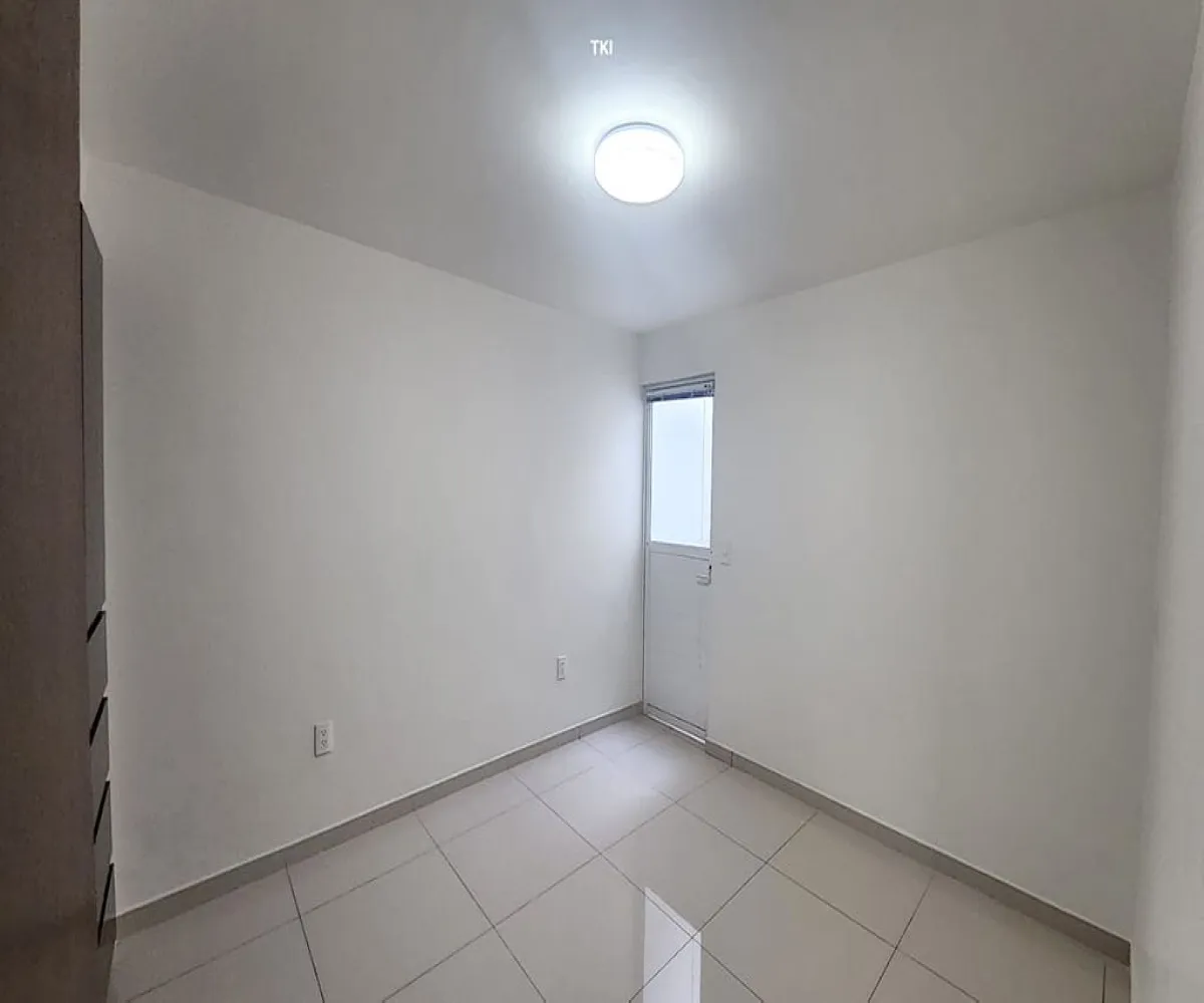 Casa En Venta,Santa Elena Alcalde,Calle Jerez 2477, Guadalajara, Jalisco 44220, 5 Habitaciones,3 Baños,Calle Jerez,2,pPn8EWT