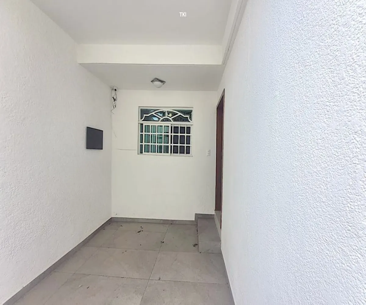 Casa En Venta,Santa Elena Alcalde,Calle Jerez 2477, Guadalajara, Jalisco 44220, 5 Habitaciones,3 Baños,Calle Jerez,2,pPn8EWT