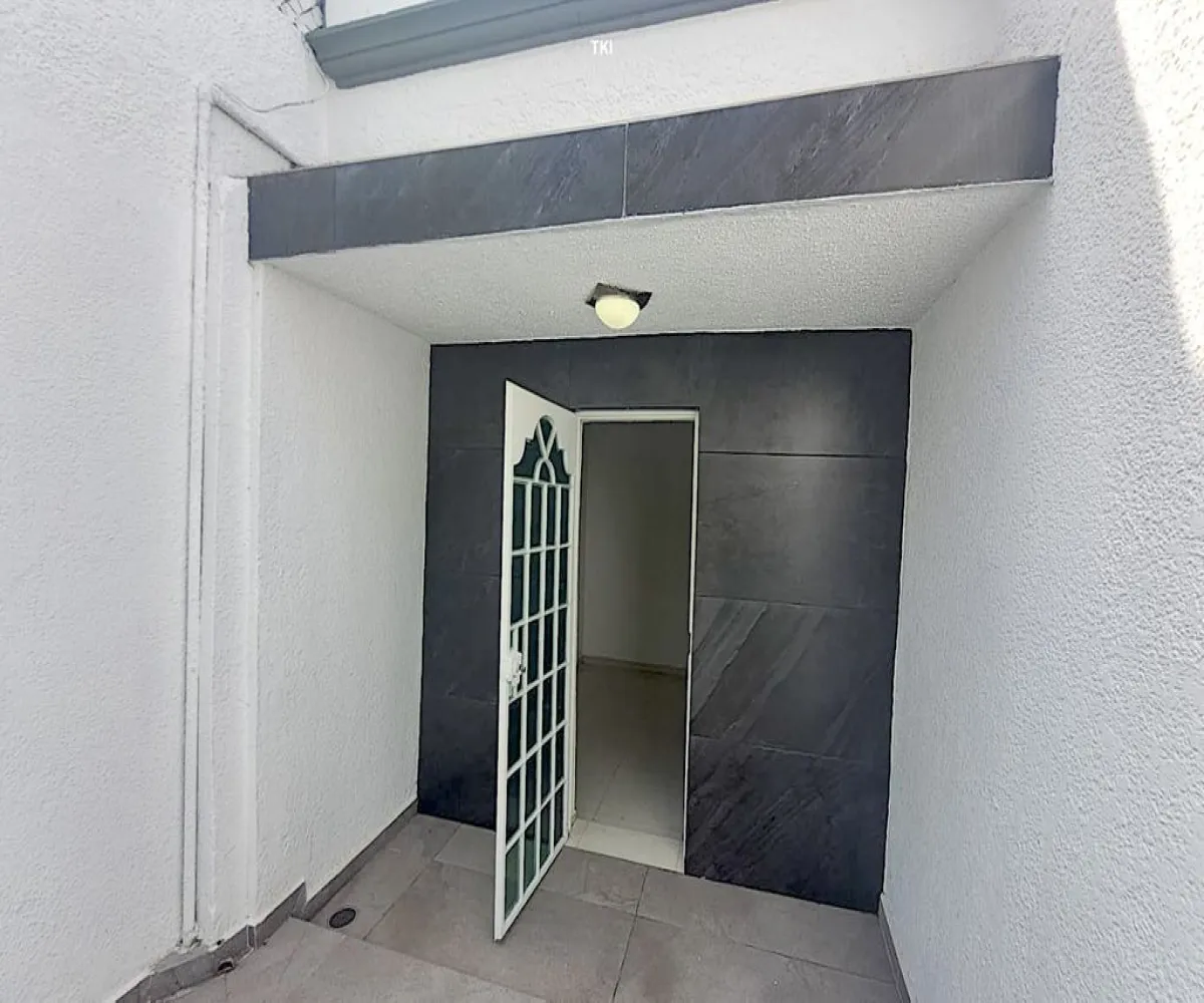 Casa En Venta,Santa Elena Alcalde,Calle Jerez 2477, Guadalajara, Jalisco 44220, 5 Habitaciones,3 Baños,Calle Jerez,2,pPn8EWT