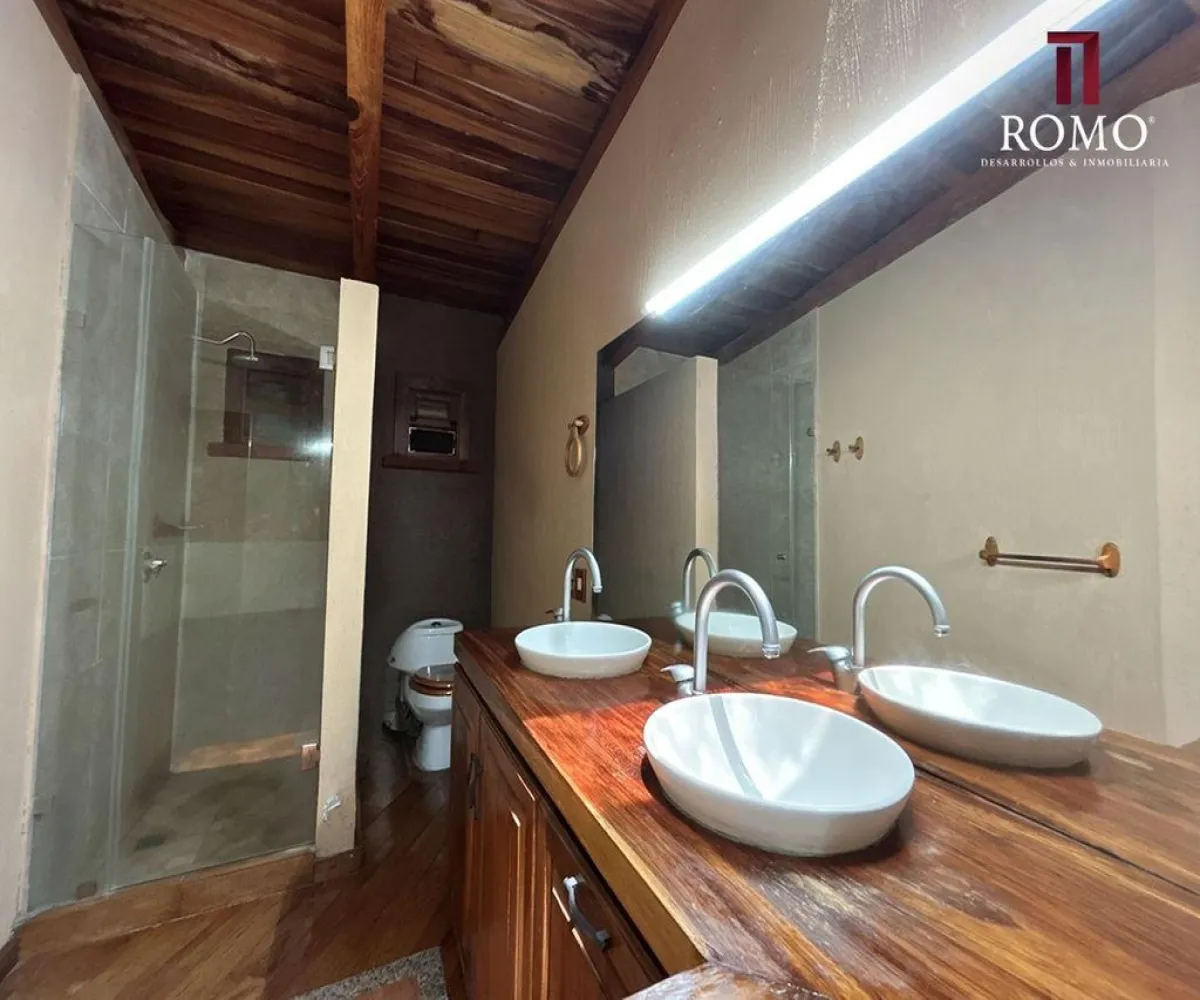 Casa En Venta,El Palomar,BARRANCO 123, Tlajomulco de Zúñiga, Jalisco 45643, 4 Habitaciones,4 Baños,BARRANCO,3,p682tm9