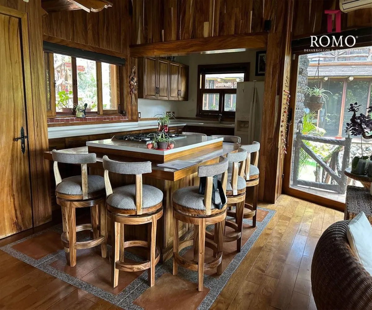 Casa En Venta,El Palomar,BARRANCO 123, Tlajomulco de Zúñiga, Jalisco 45643, 4 Habitaciones,4 Baños,BARRANCO,3,p682tm9