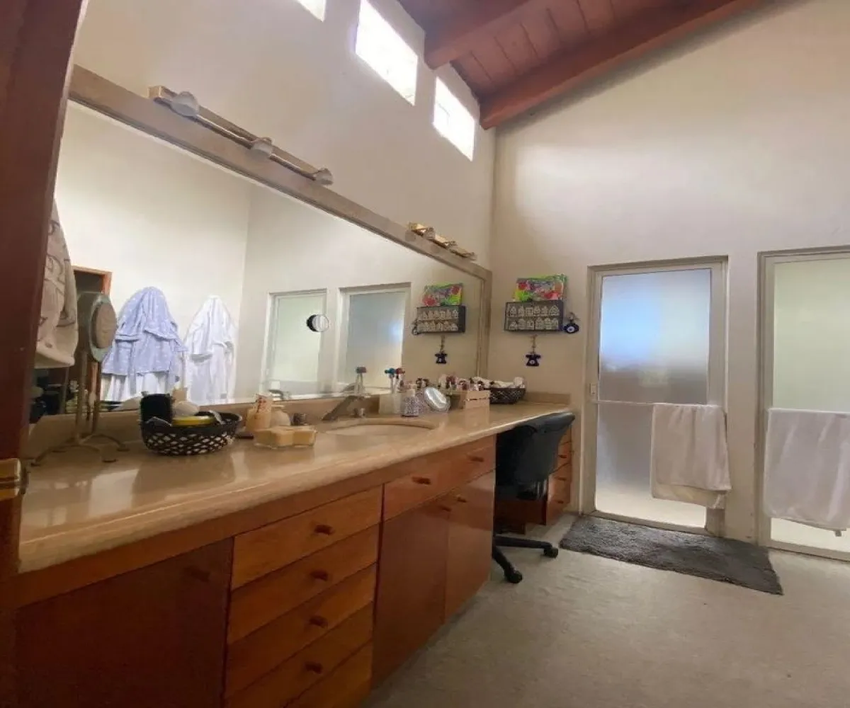 Casa En Venta,Puerta de Hierro,Extremadura S/N, Zapopan, Jalisco 45116, 3 Habitaciones,4 Baños,Extremadura,2,pMZL7q9