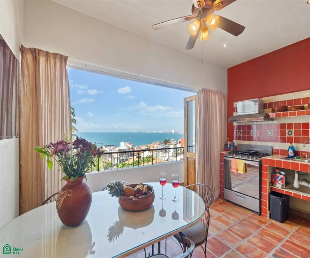 Casa En Venta,Puerto Vallarta Centro,Miramar 585, Puerto Vallarta, Jalisco 48300, 7 Habitaciones,9 Baños,Miramar,3,MX23997381