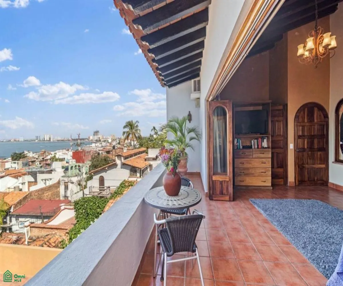 Casa En Venta,Puerto Vallarta Centro,Miramar 585, Puerto Vallarta, Jalisco 48300, 7 Habitaciones,9 Baños,Miramar,3,MX23997381