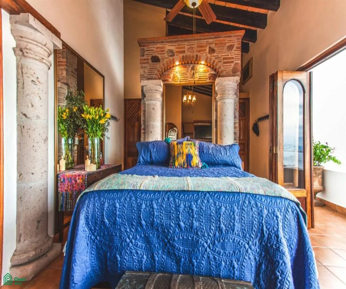 Casa En Venta,Puerto Vallarta Centro,Miramar 585, Puerto Vallarta, Jalisco 48300, 7 Habitaciones,9 Baños,Miramar,3,MX23997381