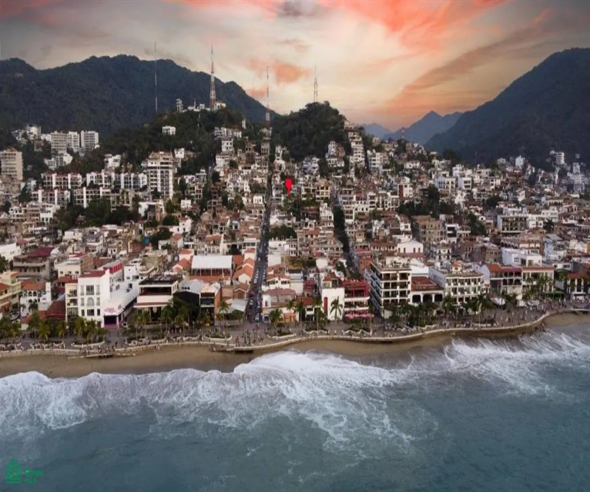 Casa En Venta,Puerto Vallarta Centro,Miramar 585, Puerto Vallarta, Jalisco 48300, 7 Habitaciones,9 Baños,Miramar,3,MX23997381