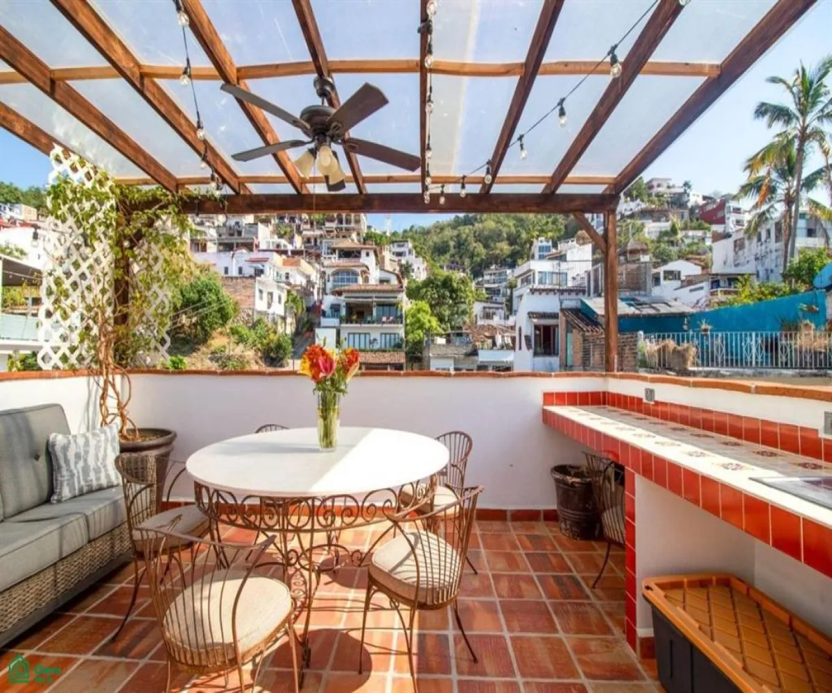 Casa En Venta,Puerto Vallarta Centro,Miramar 585, Puerto Vallarta, Jalisco 48300, 7 Habitaciones,9 Baños,Miramar,3,MX23997381