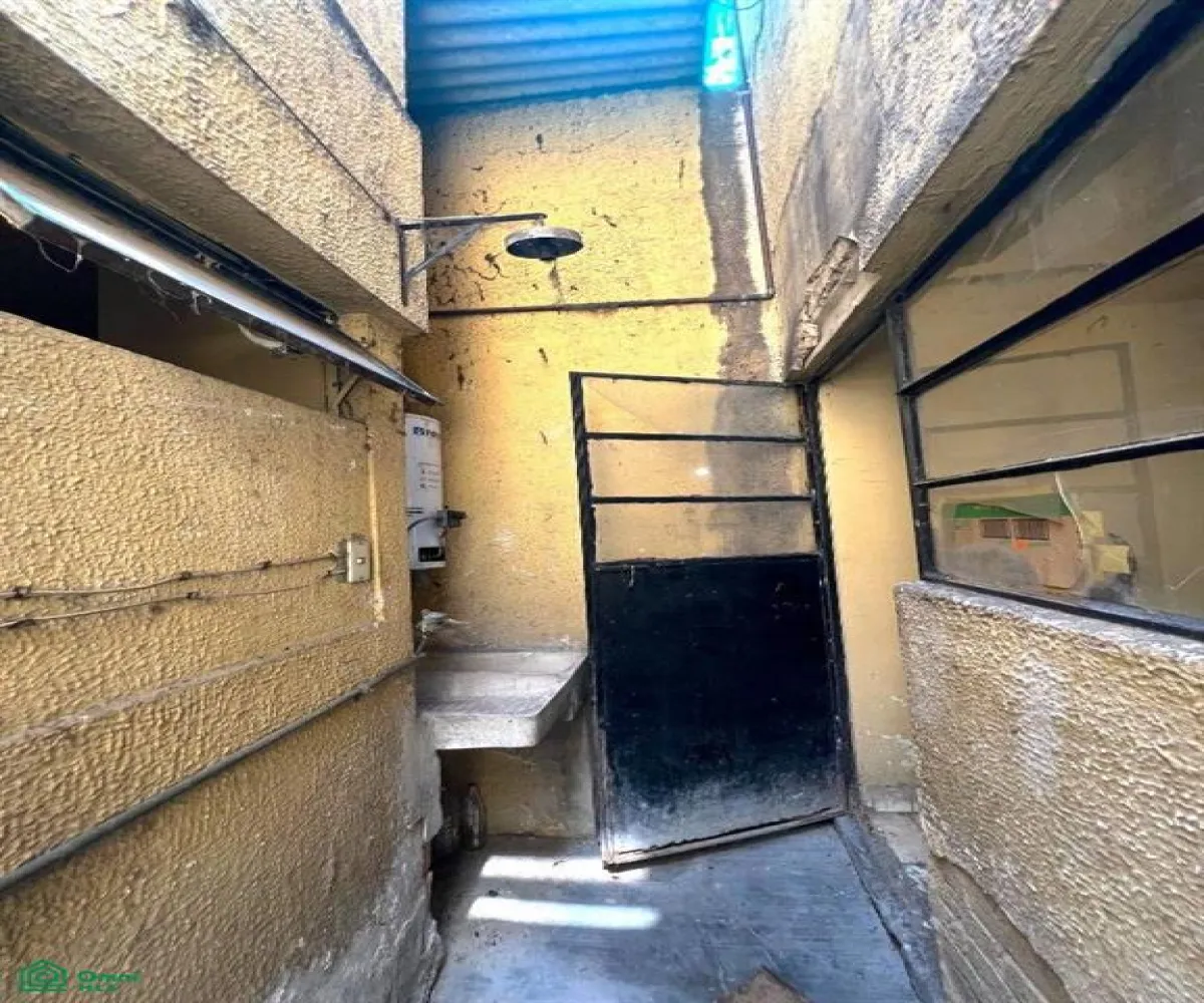 Casa En Venta,Los Altos,Salvador Ulloa 521, Tlaquepaque, Jalisco 45520, 4 Habitaciones,2 Baños,Salvador Ulloa,2,MX25997371