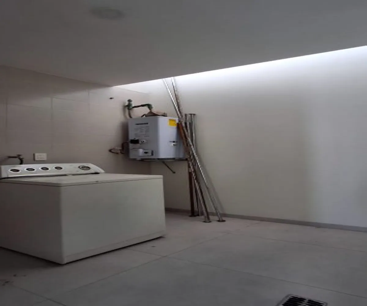 Casa En Venta,Camino Antiguo a San Isidro Mazatepec 88, Tlajomulco de Zúñiga, Jalisco 45645, 3 Habitaciones,3 Baños,Camino Antiguo a San Isidro Mazatepec,1,pAfS72s