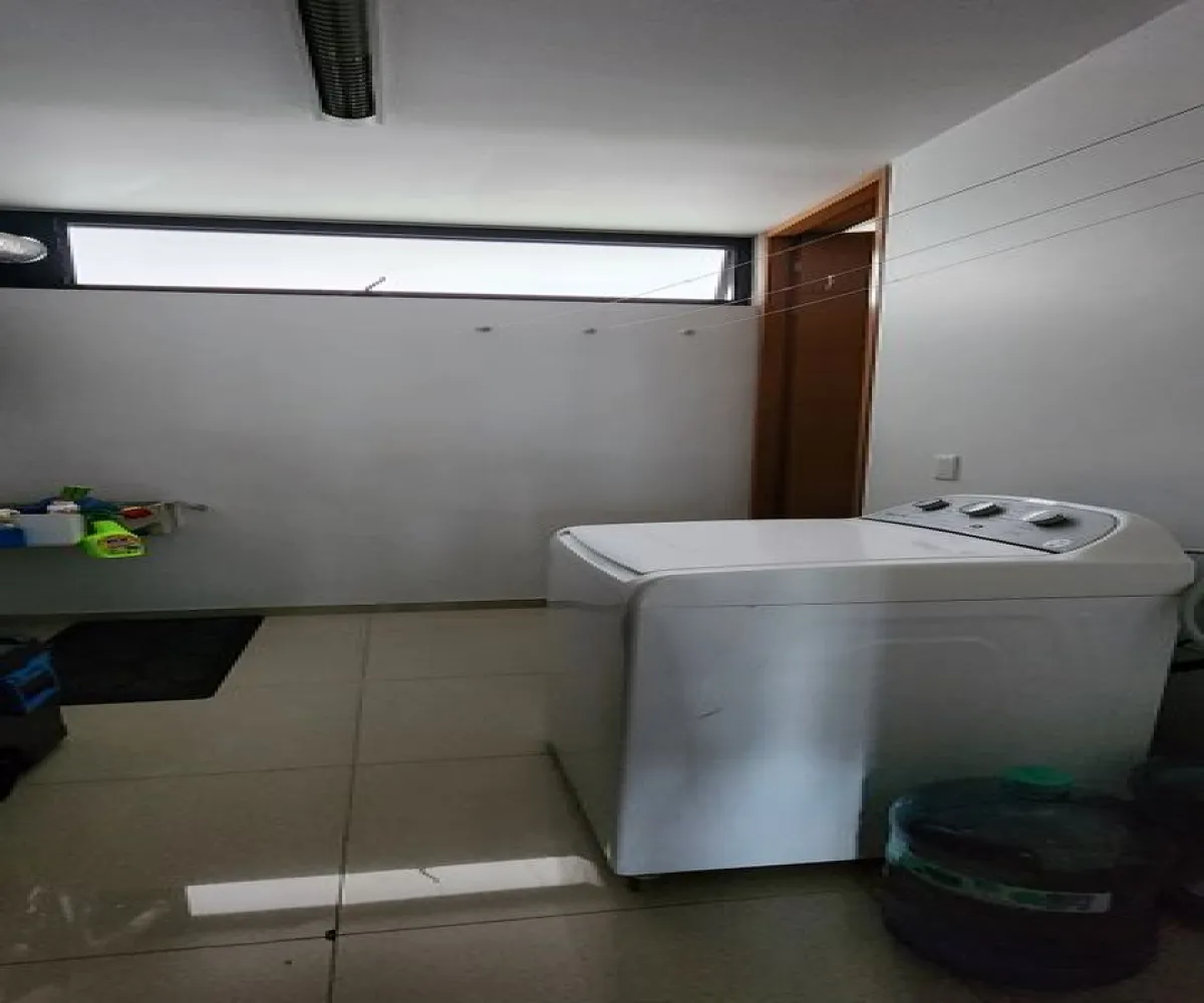 Casa En Venta,Los Gavilanes,Najerilla S/N, Tlajomulco de Zúñiga, Jalisco 45645, 3 Habitaciones,3 Baños,Najerilla,4,pW7wcgO Casa En Venta,Los Gavilanes,Najerilla S/N, Tlajomulco de Zúñiga, Jalisco 45645, 3 Habitaciones,3 Baños,Najerilla,4,pW7wcgO