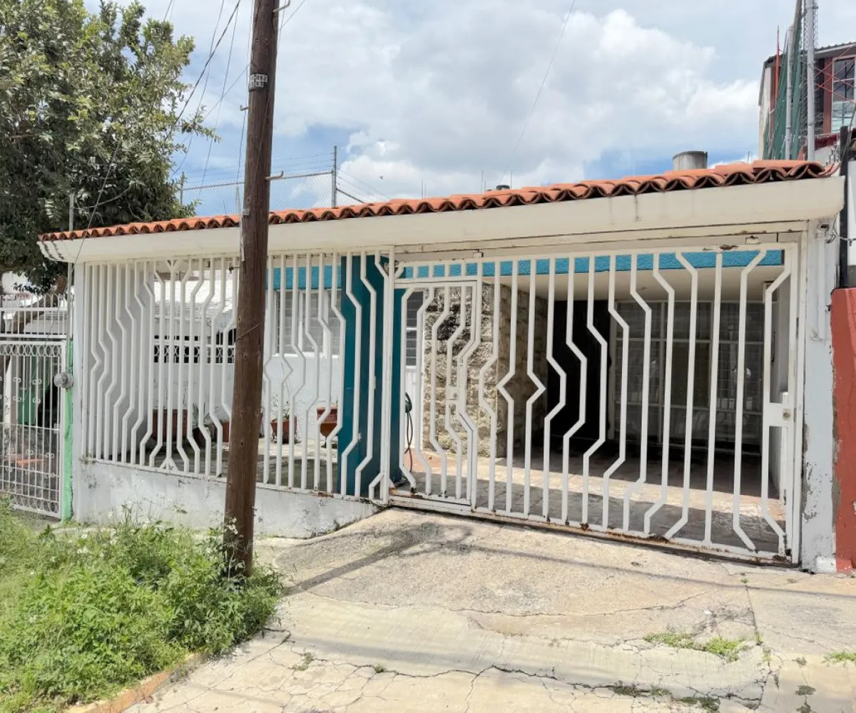 Casa En Venta,Pinar de la Calma,Calle Tuxtla 1570, Zapopan, Jalisco 45080, 3 Habitaciones,2 Baños,Calle Tuxtla,1,pzWu1Vf