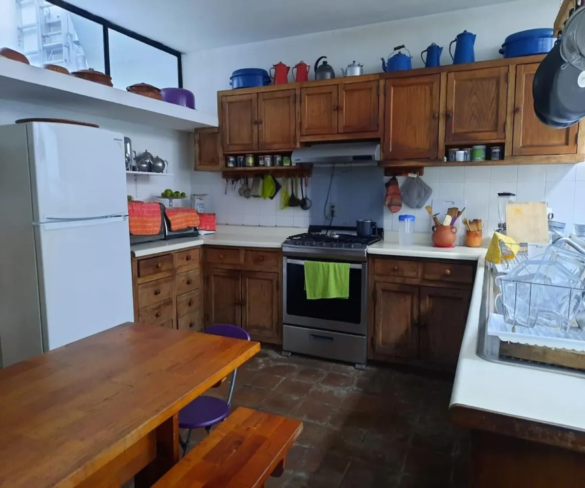 Casa En Venta,Villa Universitaria,Paseo de Los Parques 4280, Zapopan, Jalisco 45110, 3 Habitaciones,4 Baños,Paseo de Los Parques,1,pWgCuyQ