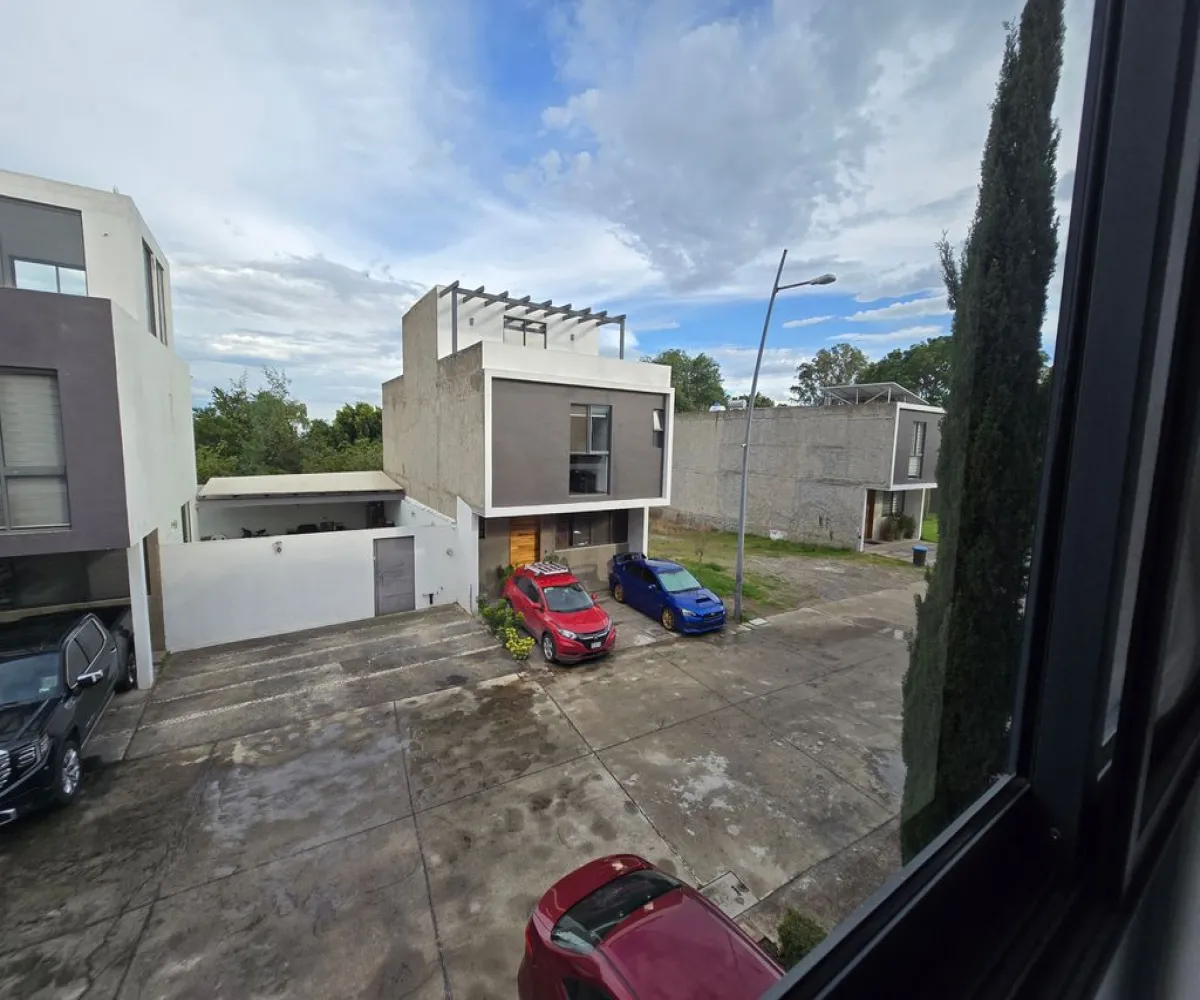 Casa En Venta,Los Gavilanes,Allende 45, Tlajomulco de Zúñiga, Jalisco 45645, 3 Habitaciones,2 Baños,Allende,2,pysz2jb