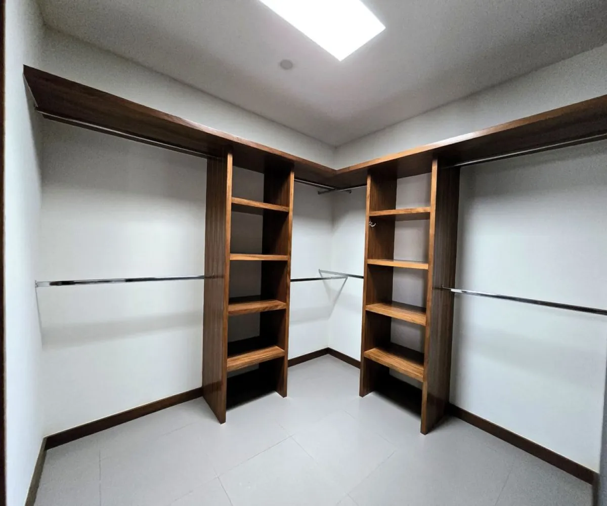 Casa En Venta,Los Gavilanes,Allende 45, Tlajomulco de Zúñiga, Jalisco 45645, 3 Habitaciones,2 Baños,Allende,2,pysz2jb