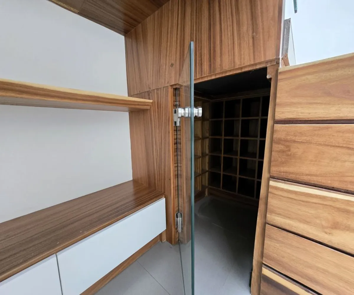 Casa En Venta,Los Gavilanes,Allende 45, Tlajomulco de Zúñiga, Jalisco 45645, 3 Habitaciones,2 Baños,Allende,2,pysz2jb