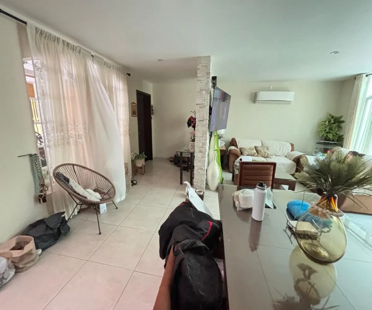 Casa En Venta,Santa Elena Estadio,Calle Linares 2441, Guadalajara, Jalisco 44230, 3 Habitaciones,2 Baños,Calle Linares,3,pZCRKxN