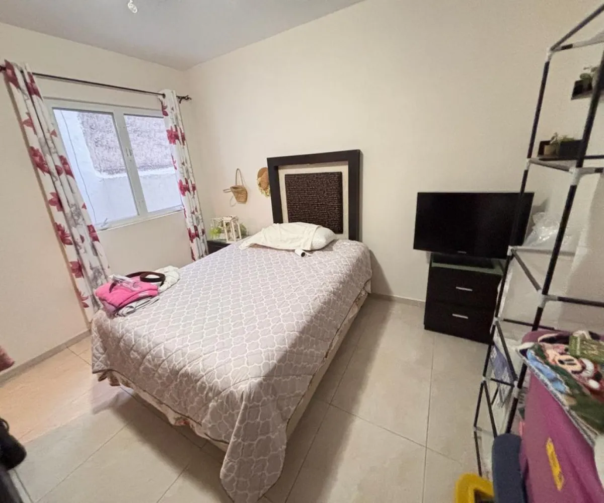 Casa En Venta,Santa Elena Estadio,Calle Linares 2441, Guadalajara, Jalisco 44230, 3 Habitaciones,2 Baños,Calle Linares,3,pZCRKxN