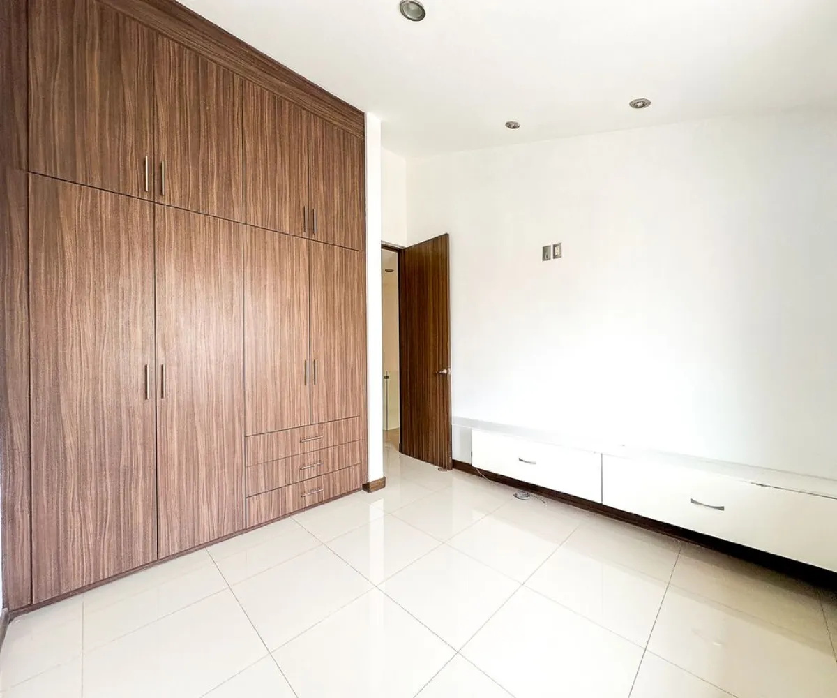 Casa En Venta,Santa Ana Tepetitlán,Francisco Javier Mina 3425, Zapopan, Jalisco 45230, 3 Habitaciones,2 Baños,Francisco Javier Mina,2,paxeQ1s