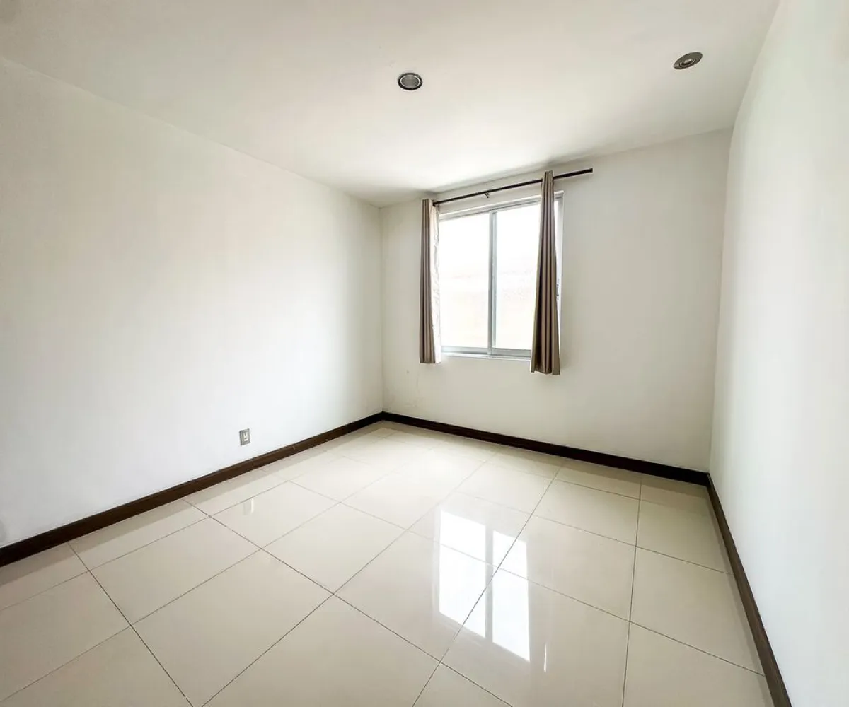 Casa En Venta,Santa Ana Tepetitlán,Francisco Javier Mina 3425, Zapopan, Jalisco 45230, 3 Habitaciones,2 Baños,Francisco Javier Mina,2,paxeQ1s