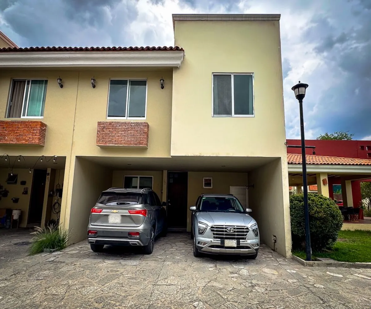 Casa En Venta,Santa Ana Tepetitlán,Francisco Javier Mina 3425, Zapopan, Jalisco 45230, 3 Habitaciones,2 Baños,Francisco Javier Mina,2,paxeQ1s