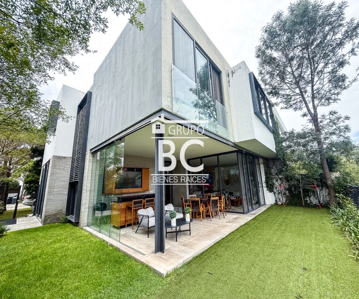Casa En Venta,Puerta de Hierro,Avenida Juan Palomar y Arias 1300, Zapopan, Jalisco 45110, 3 Habitaciones,4 Baños,Avenida Juan Palomar y Arias,1,pd5IIFr Casa En Venta,Puerta de Hierro,Avenida Juan Palomar y Arias 1300, Zapopan, Jalisco 45110, 3 Habitaciones,4 Baños,Avenida Juan Palomar y Arias,1,pd5IIFr