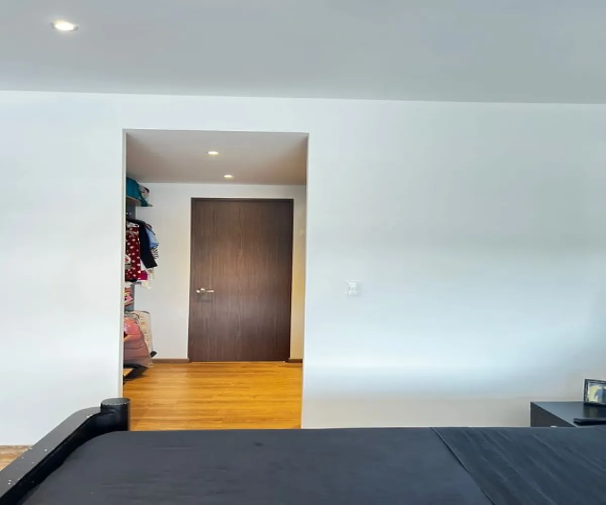 Departamento En Venta,Fracc Valle Real,Anillo Periférico Norte Manuel Gómez Morín 1066, Zapopan, Jalisco 45019, 3 Habitaciones,2 Baños,Anillo Periférico Norte Manuel Gómez Morín,1,pVfxmYh