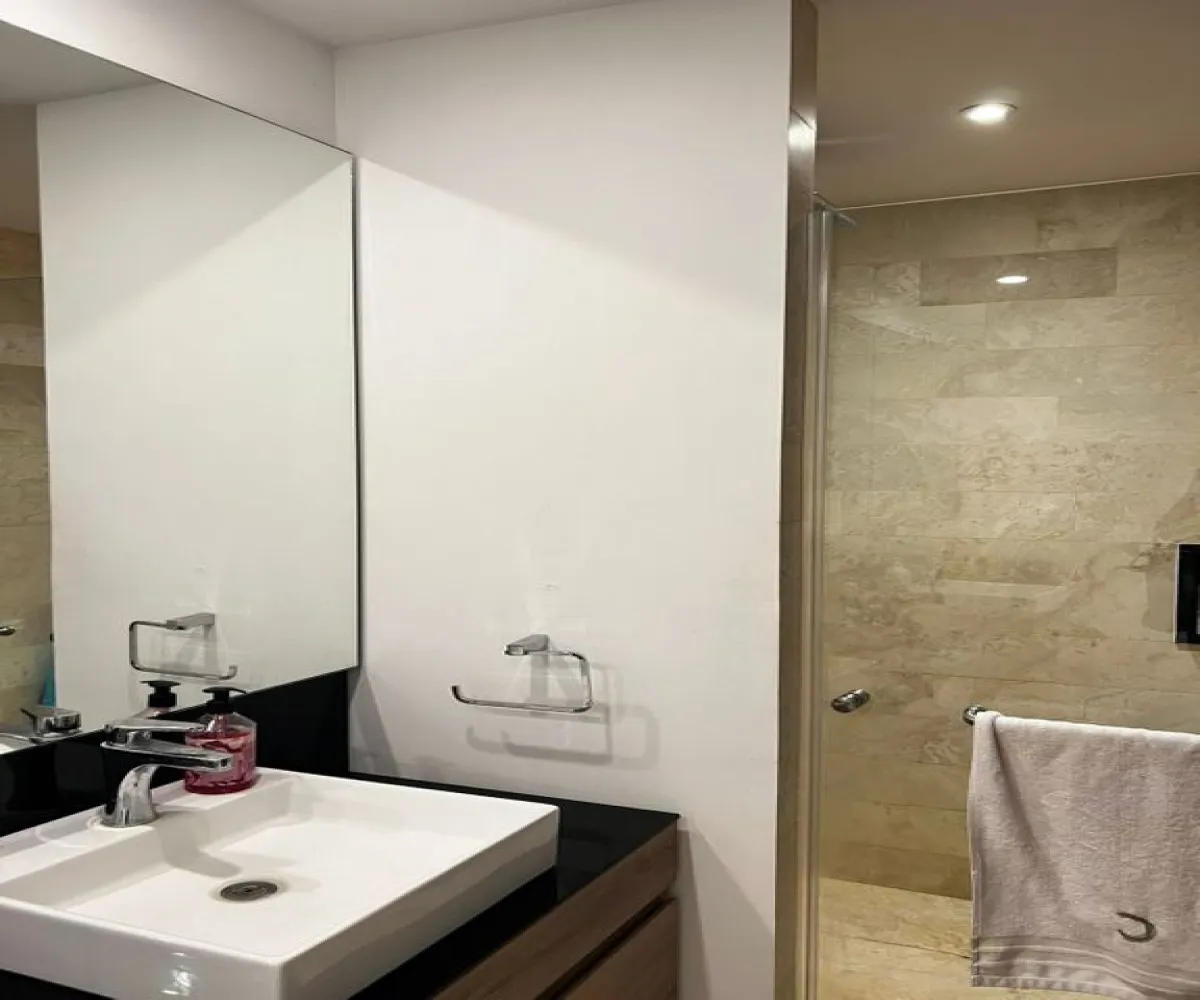 Departamento En Venta,Fracc Valle Real,Anillo Periférico Norte Manuel Gómez Morín 1066, Zapopan, Jalisco 45019, 3 Habitaciones,2 Baños,Anillo Periférico Norte Manuel Gómez Morín,1,pVfxmYh