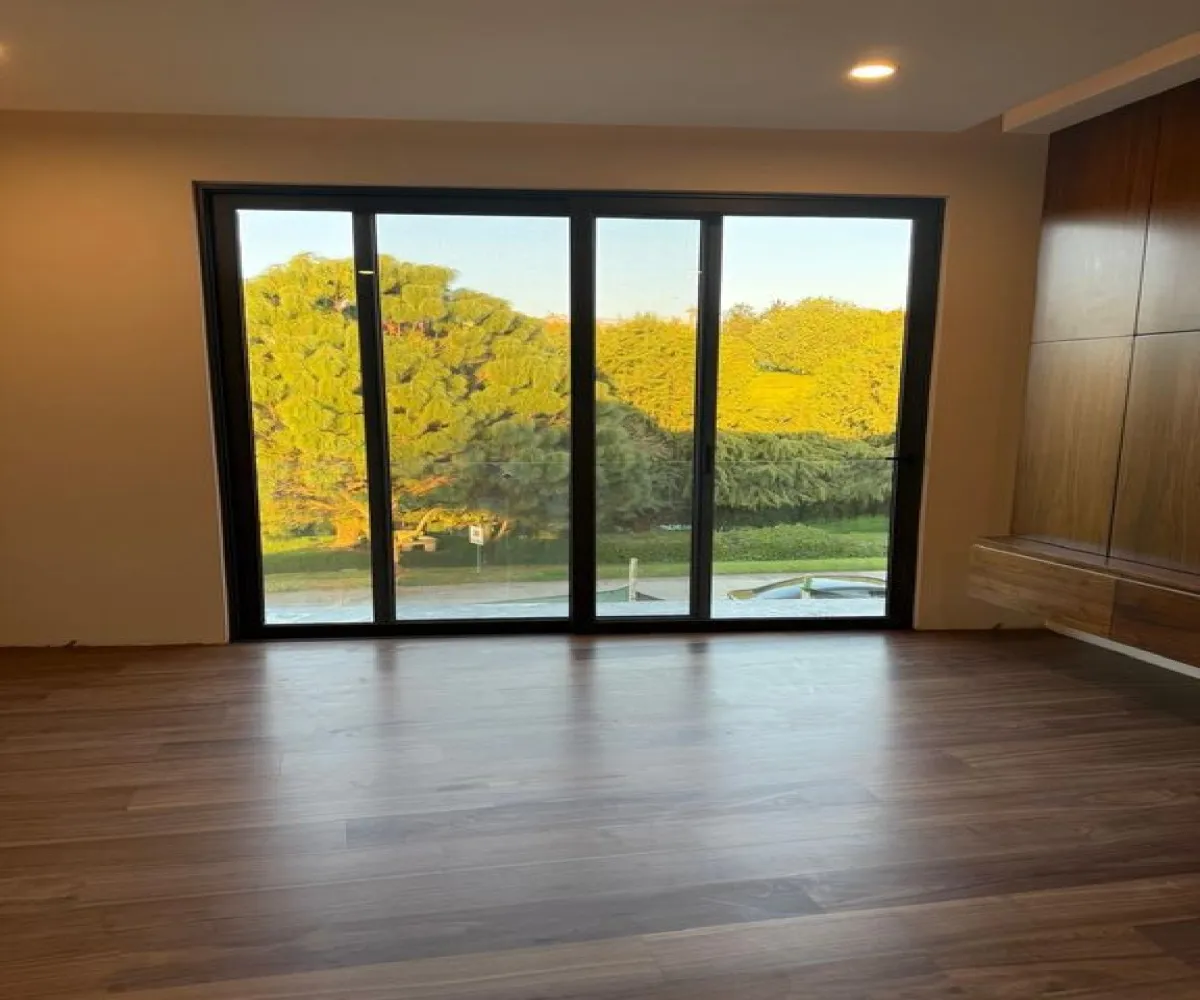 Casa En Venta,Rancho Contento,Avenida Vallarta Eje Poniente 2701, Zapopan, Jalisco 45222, 4 Habitaciones,5 Baños,Avenida Vallarta Eje Poniente,3,ptqHudL