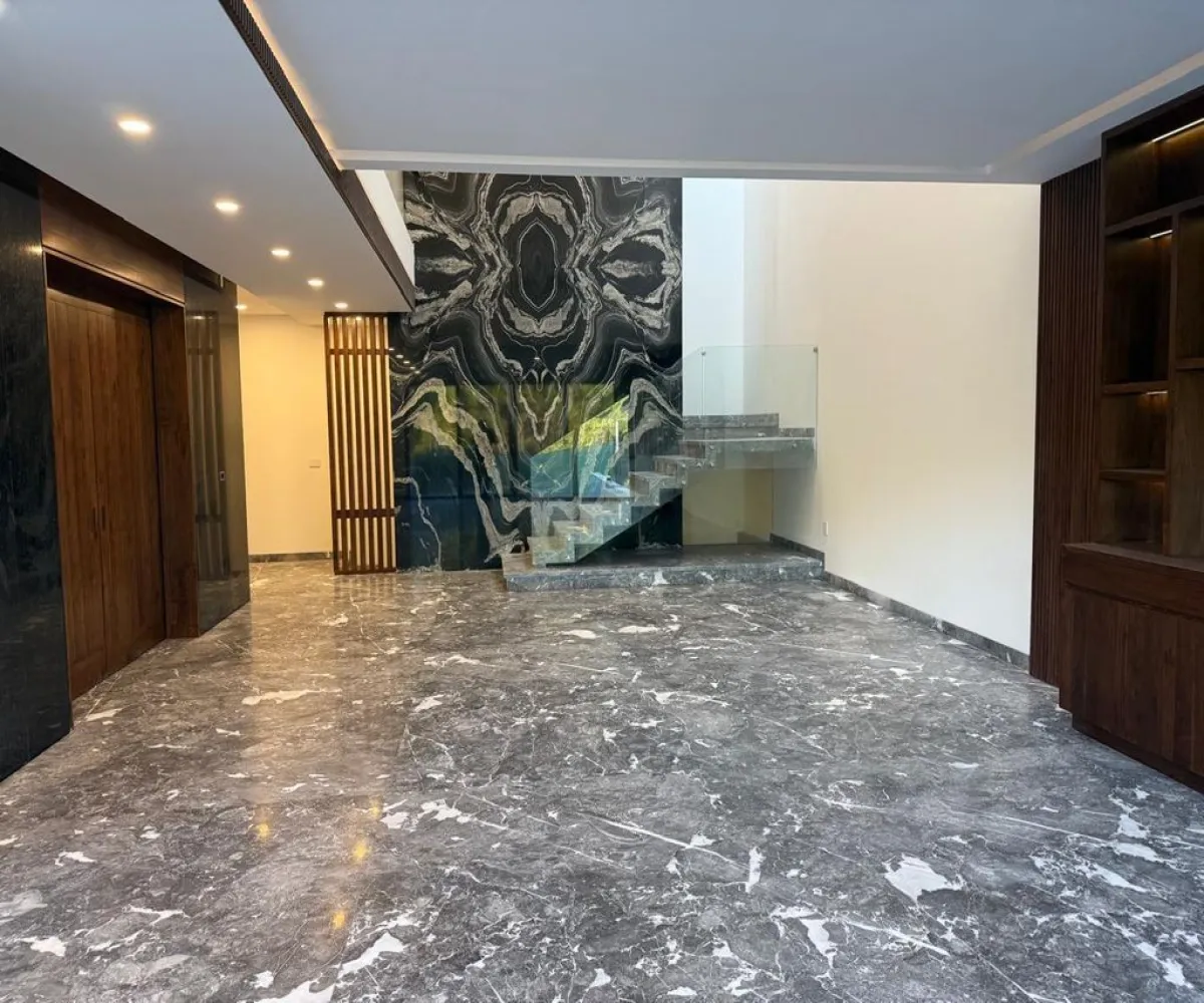 Casa En Venta,Rancho Contento,Avenida Vallarta Eje Poniente 2701, Zapopan, Jalisco 45222, 4 Habitaciones,5 Baños,Avenida Vallarta Eje Poniente,3,ptqHudL