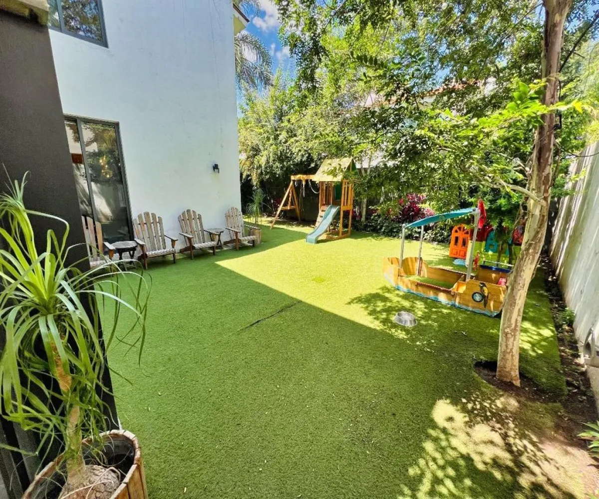 Casa En Venta,Valle Real,Paseo San Arturo S/N, Zapopan, Jalisco 45019, 4 Habitaciones,5 Baños,Paseo San Arturo,1,pDW5SAZ