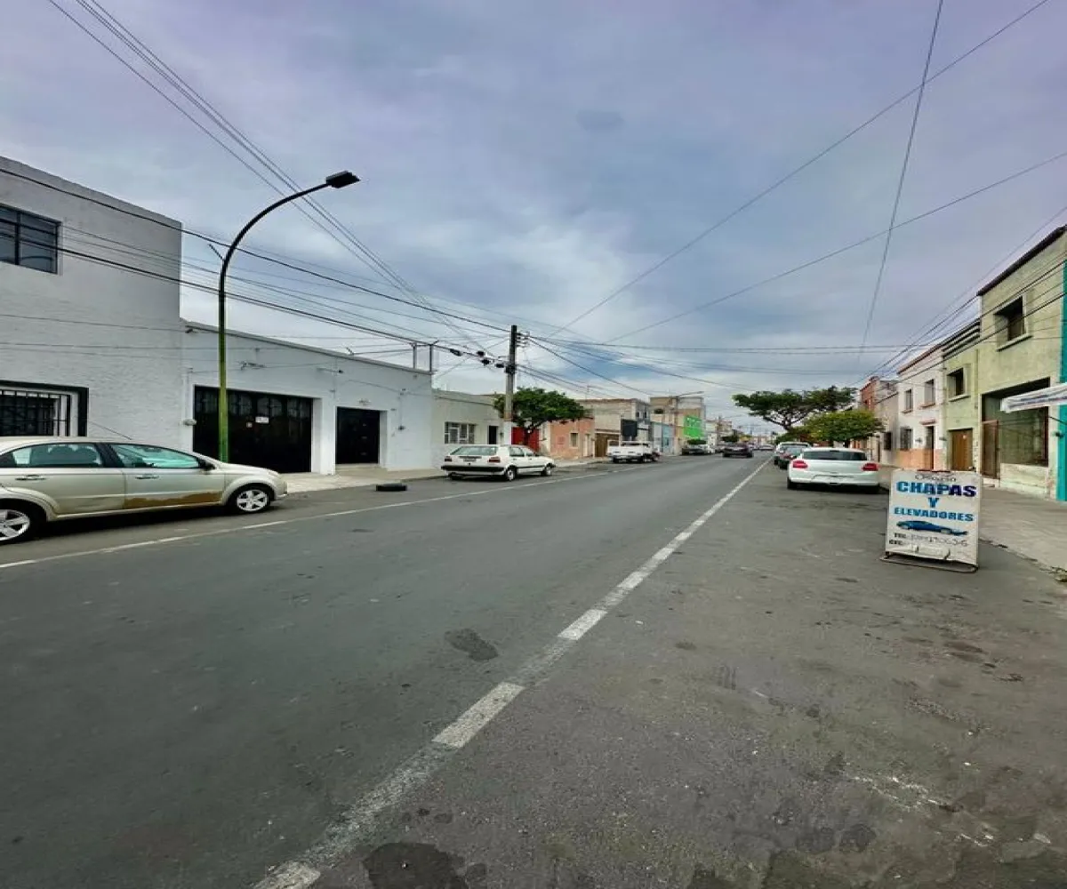 Casa En Venta,Santa Teresita,Calle Ignacio Ramírez 464, Guadalajara, Jalisco 44600, 4 Habitaciones,2 Baños,Calle Ignacio Ramírez,2,pqkNwYa Casa En Venta,Santa Teresita,Calle Ignacio Ramírez 464, Guadalajara, Jalisco 44600, 4 Habitaciones,2 Baños,Calle Ignacio Ramírez,2,pqkNwYa
