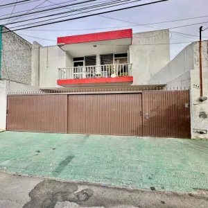 Casa En Venta,Santa Teresita,Calle Ignacio Ramírez 464, Guadalajara, Jalisco 44600, 4 Habitaciones,2 Baños,Calle Ignacio Ramírez,2,pqkNwYa
