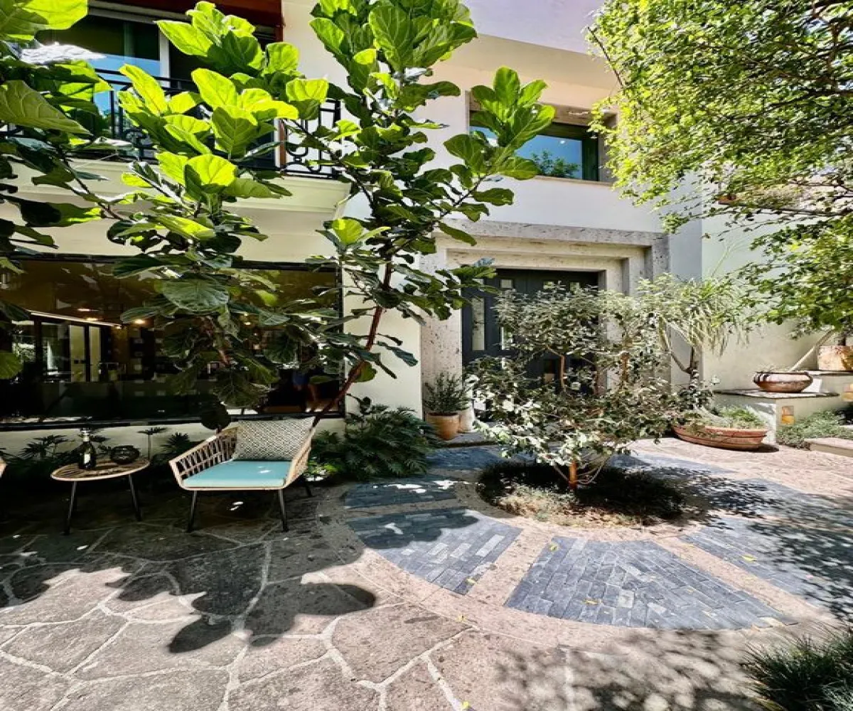 Casa En Venta,Colinas de San Javier,Calle Circuito Madrigal 1971, Zapopan, Jalisco 45110, 4 Habitaciones,4 Baños,Calle Circuito Madrigal,2,pGymtTN