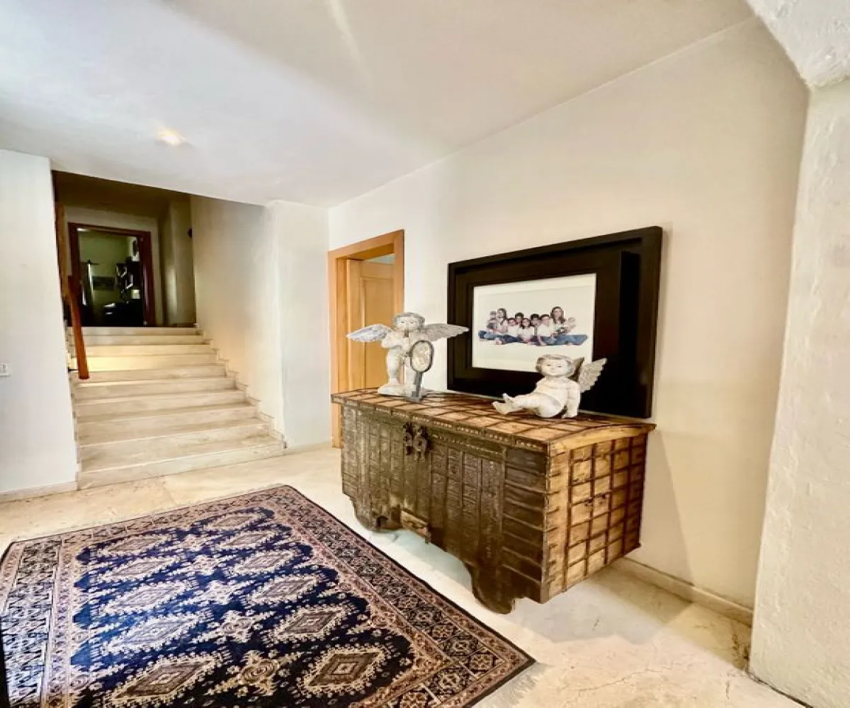 Casa En Venta,Colinas de San Javier,Calle Circuito Madrigal 1971, Zapopan, Jalisco 45110, 4 Habitaciones,4 Baños,Calle Circuito Madrigal,2,pGymtTN