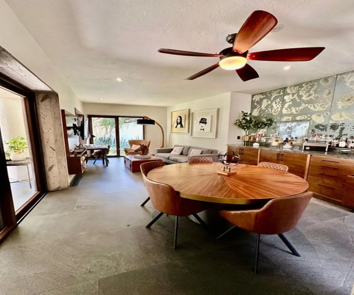 Casa En Venta,Colinas de San Javier,Calle Circuito Madrigal 1971, Zapopan, Jalisco 45110, 4 Habitaciones,4 Baños,Calle Circuito Madrigal,2,pGymtTN