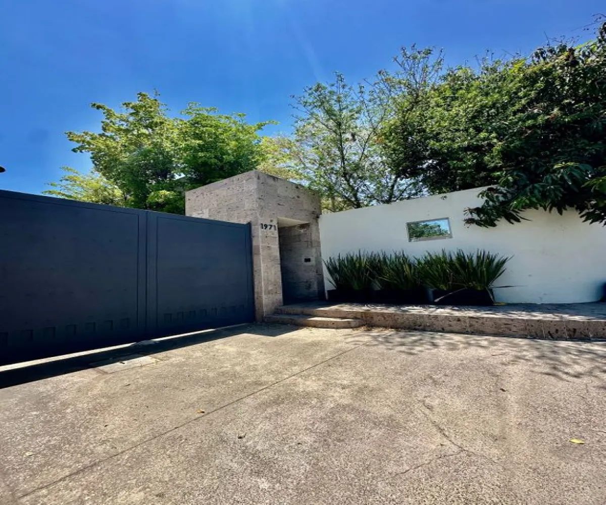 Casa En Venta,Colinas de San Javier,Calle Circuito Madrigal 1971, Zapopan, Jalisco 45110, 4 Habitaciones,4 Baños,Calle Circuito Madrigal,2,pGymtTN