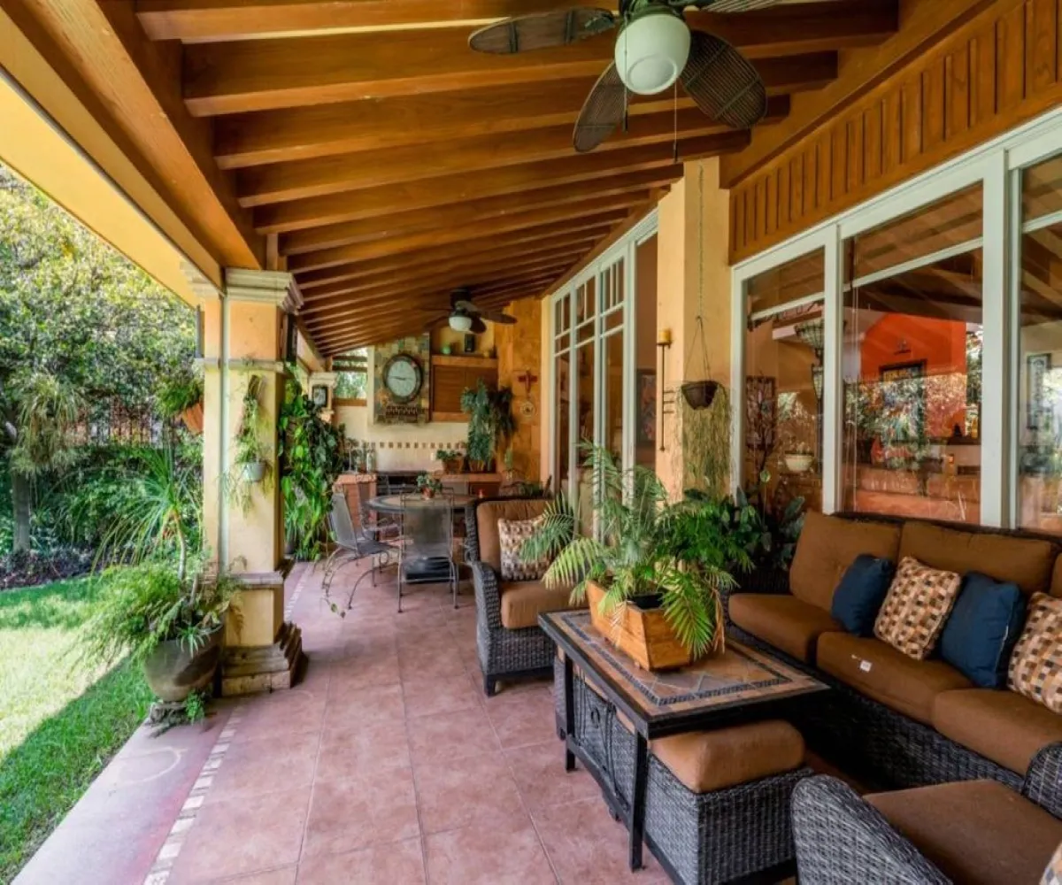 Casa En Venta,Bugambilias,Azaleas 528, Zapopan, Jalisco 45239, 3 Habitaciones,4 Baños,Azaleas,1,pqyFzrL Casa En Venta,Bugambilias,Azaleas 528, Zapopan, Jalisco 45239, 3 Habitaciones,4 Baños,Azaleas,1,pqyFzrL