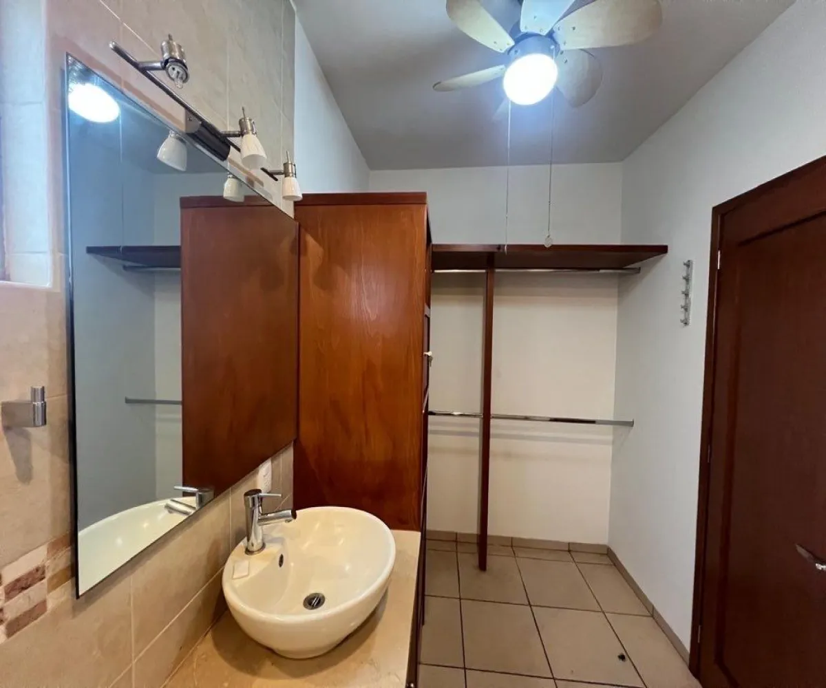 Casa En Venta,El Bajío, San Juan de Ocotán.,Camino Arenero 1051, Zapopan, Jalisco 45019, 3 Habitaciones,4 Baños,Camino Arenero,2,pqV4x15 Casa En Venta,El Bajío, San Juan de Ocotán.,Camino Arenero 1051, Zapopan, Jalisco 45019, 3 Habitaciones,4 Baños,Camino Arenero,2,pqV4x15