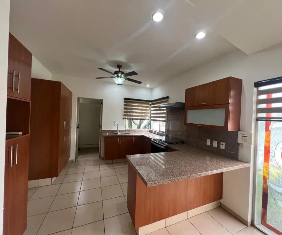 Casa En Venta,El Bajío, San Juan de Ocotán.,Camino Arenero 1051, Zapopan, Jalisco 45019, 3 Habitaciones,4 Baños,Camino Arenero,2,pqV4x15 Casa En Venta,El Bajío, San Juan de Ocotán.,Camino Arenero 1051, Zapopan, Jalisco 45019, 3 Habitaciones,4 Baños,Camino Arenero,2,pqV4x15