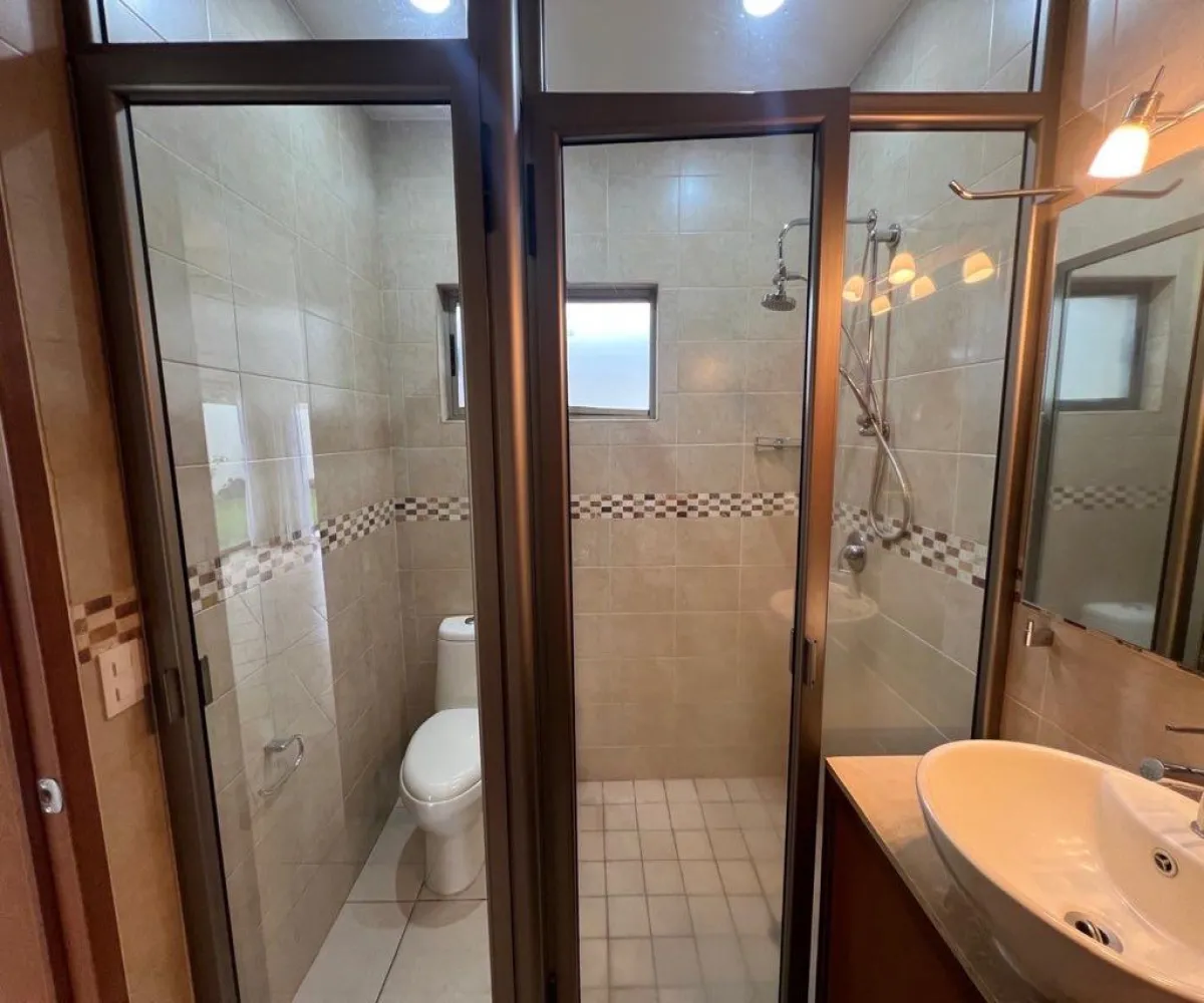Casa En Venta,El Bajío, San Juan de Ocotán.,Camino Arenero 1051, Zapopan, Jalisco 45019, 3 Habitaciones,4 Baños,Camino Arenero,2,pqV4x15 Casa En Venta,El Bajío, San Juan de Ocotán.,Camino Arenero 1051, Zapopan, Jalisco 45019, 3 Habitaciones,4 Baños,Camino Arenero,2,pqV4x15