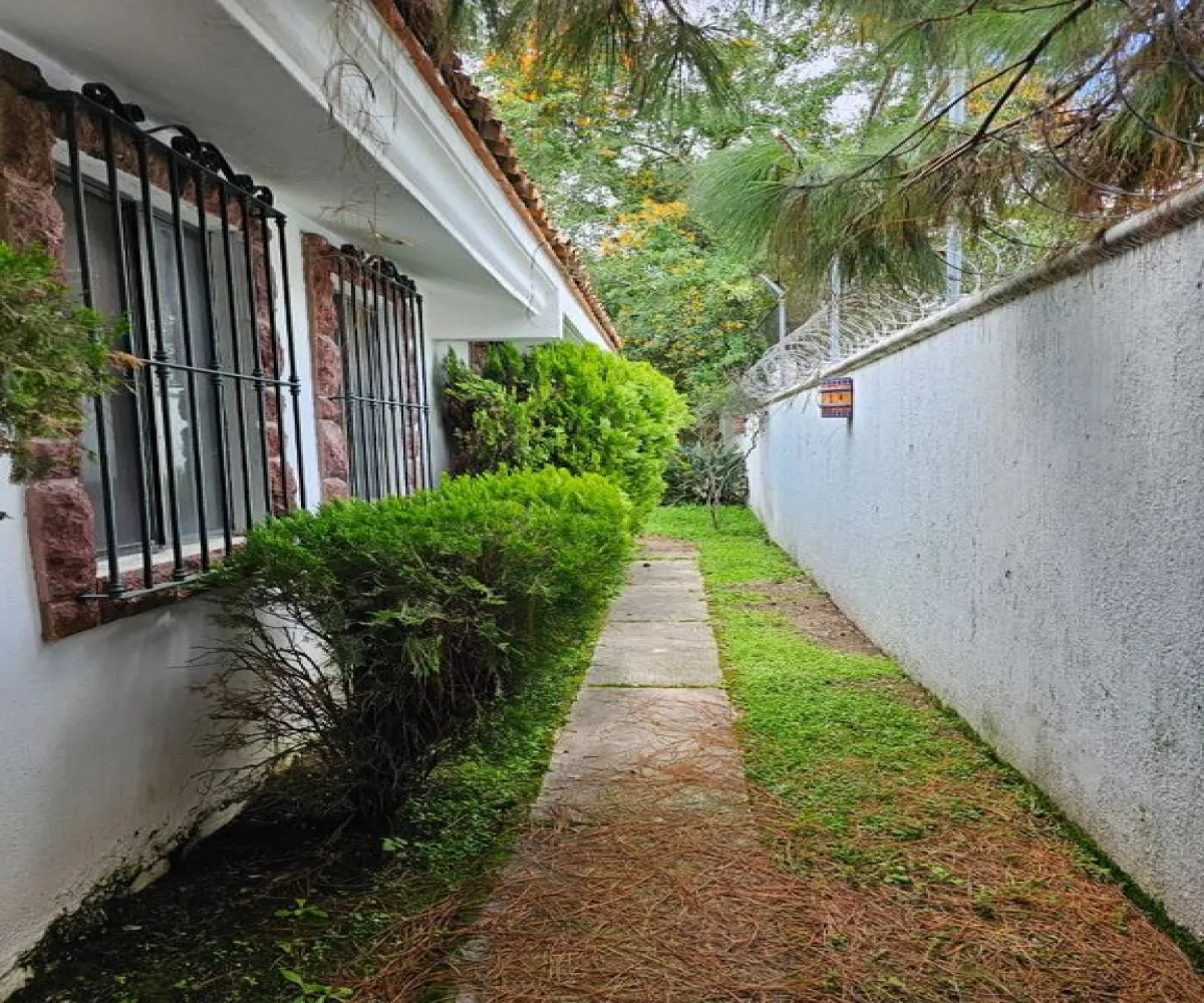 Casa En Venta,El Palomar,Paseo del Palomar 213, Tlajomulco de Zúñiga, Jalisco 45643, 4 Habitaciones,3 Baños,Paseo del Palomar,1,pU4Ix0t Casa En Venta,El Palomar,Paseo del Palomar 213, Tlajomulco de Zúñiga, Jalisco 45643, 4 Habitaciones,3 Baños,Paseo del Palomar,1,pU4Ix0t