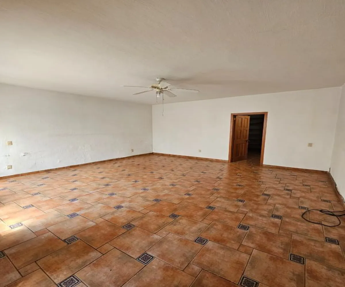 Casa En Venta,El Palomar,Paseo del Palomar 213, Tlajomulco de Zúñiga, Jalisco 45643, 4 Habitaciones,3 Baños,Paseo del Palomar,1,pU4Ix0t Casa En Venta,El Palomar,Paseo del Palomar 213, Tlajomulco de Zúñiga, Jalisco 45643, 4 Habitaciones,3 Baños,Paseo del Palomar,1,pU4Ix0t
