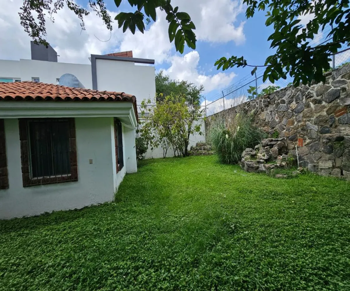 Casa En Venta,El Palomar,Paseo del Palomar 213, Tlajomulco de Zúñiga, Jalisco 45643, 4 Habitaciones,3 Baños,Paseo del Palomar,1,pU4Ix0t Casa En Venta,El Palomar,Paseo del Palomar 213, Tlajomulco de Zúñiga, Jalisco 45643, 4 Habitaciones,3 Baños,Paseo del Palomar,1,pU4Ix0t