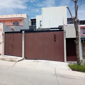 Casa En Venta,Ciudad Bugambilias,Avenida del Reno Poniente S/N, Zapopan, Jalisco 45237, 5 Habitaciones,4 Baños,Avenida del Reno Poniente,2,pX4h2NY