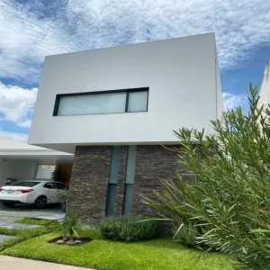 Casa En Venta,Bosques de Santa Anita,Boulevard Bosques de Santa Anita 245 B5, Tlajomulco de Zúñiga, Jalisco 45640, 3 Habitaciones,3 Baños,Boulevard Bosques de Santa Anita,2,pISzInZ