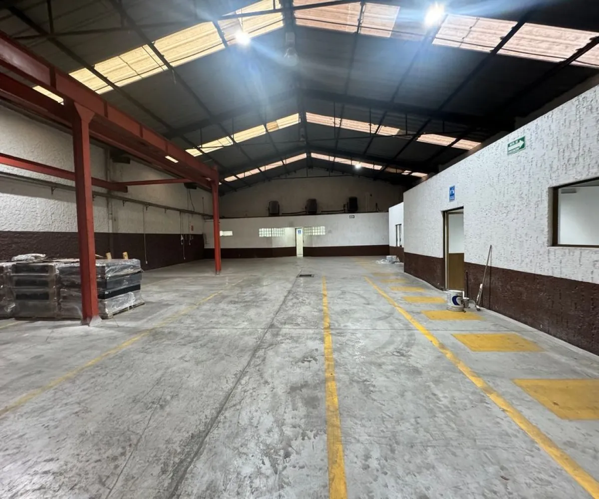 Bodega En Renta,El Mante,Calle Bahías de Huatulco 99 B, San Pedro Tlaquepaque, Jalisco 45609,2 Baños,Calle Bahías de Huatulco,1,pXukCgJ