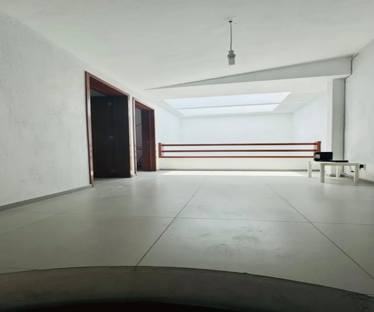 Casa En Venta,Victoria,Calle Esturión 2770, Zapopan, Jalisco 45089, 3 Habitaciones,3 Baños,Calle Esturión,1,phLxR36 Casa En Venta,Victoria,Calle Esturión 2770, Zapopan, Jalisco 45089, 3 Habitaciones,3 Baños,Calle Esturión,1,phLxR36