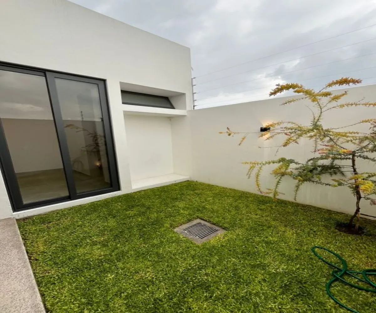 Casa En Venta,las grullas,Grulla Coronada 2000, Tlajomulco de Zúñiga, Jalisco 45645, 3 Habitaciones,3 Baños,Grulla Coronada,1,pLo3RTc Casa En Venta,las grullas,Grulla Coronada 2000, Tlajomulco de Zúñiga, Jalisco 45645, 3 Habitaciones,3 Baños,Grulla Coronada,1,pLo3RTc